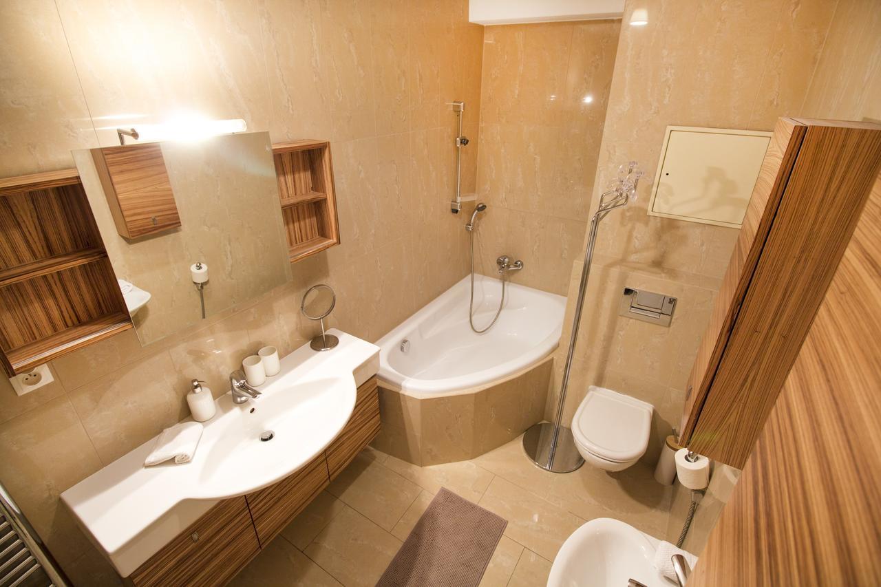Luxurious Apartment Near Prague Castle Kültér fotó
